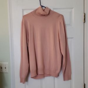 Lightweight sweater